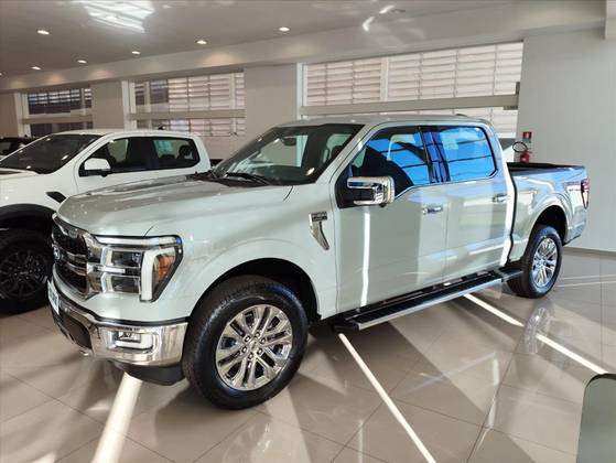 FORD F-150 5.0 V8 GASOLINA CD LARIAT FX4 AUTOMÁTICO